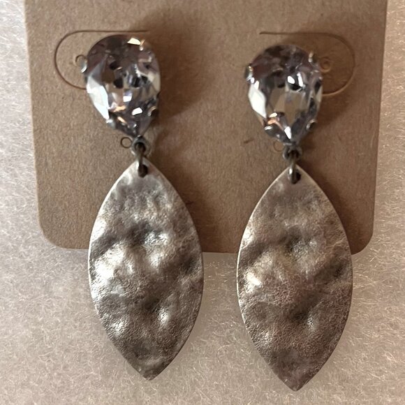 Sabika Earring - Picture 1 of 1